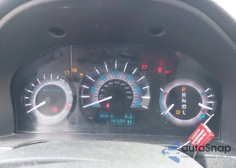 2010 Mercury Milan z USA, uszkodzony, nr VIN 3MEHM0HA0AR664173